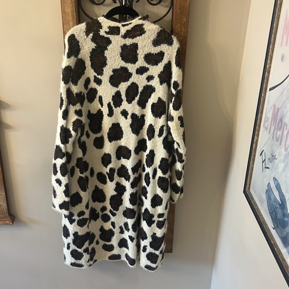 SHE + SKY LEOPARD PRINT CARDIGAN - Picture 15 of 15